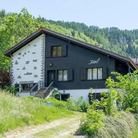 Chalet In Valais With Garden